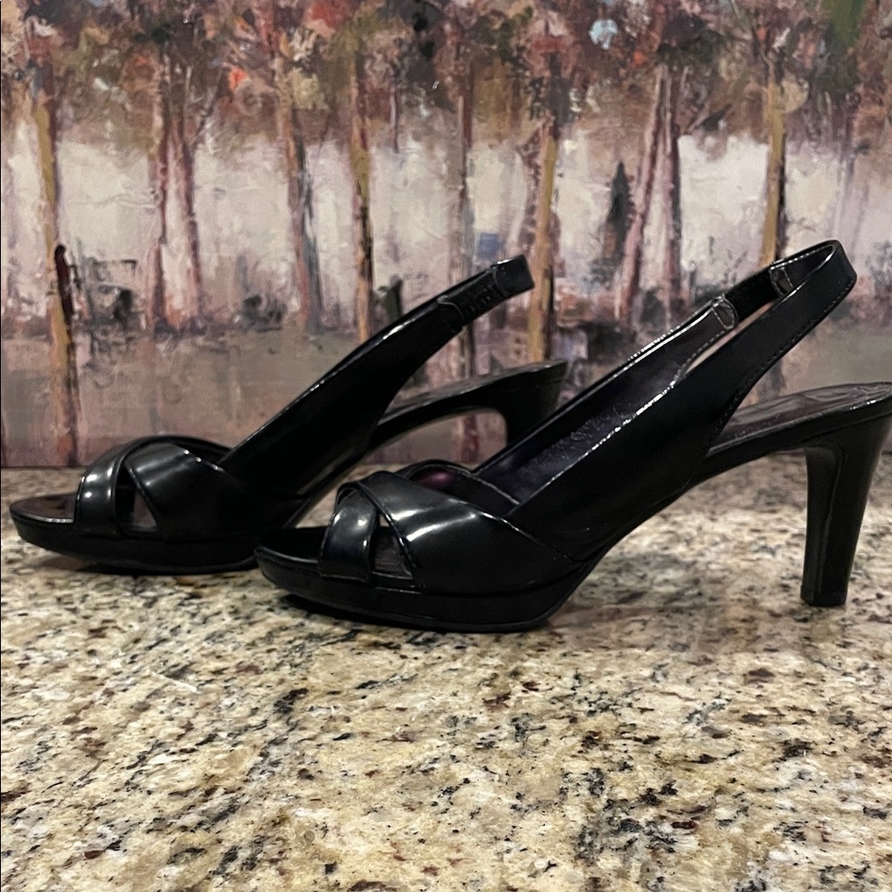 Etienne Aigner Black Cross-Strap Heels - Picture 4 of 7